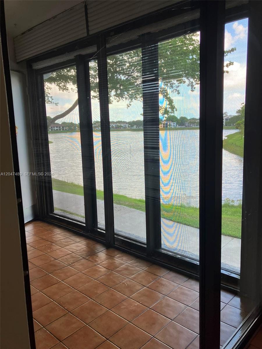 204 Lake Pointe Drive 208 — photo 8