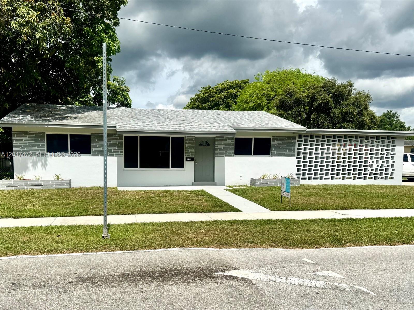 2150 N 66th Avenue, Hollywood, FL 33024