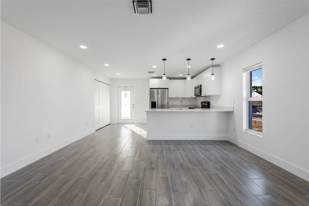 3018 SE Iris Street 1 — photo 4