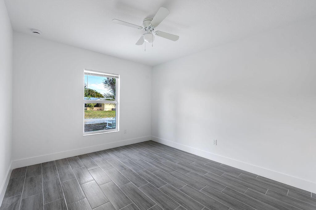 3018 SE Iris Street 1 — photo 9