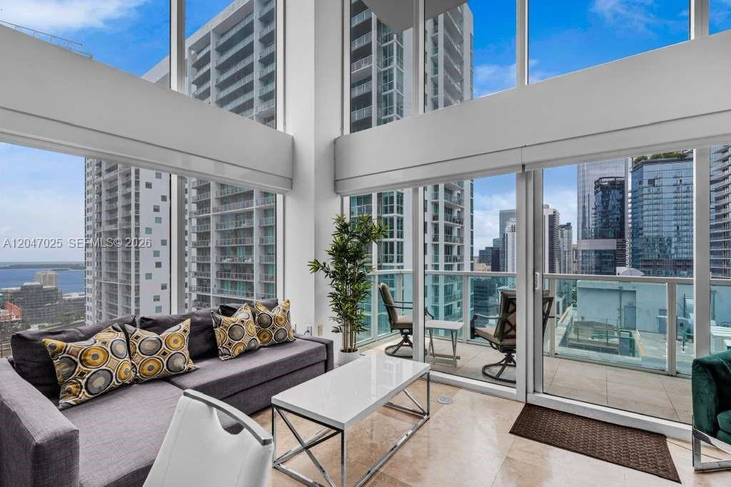 41 SE 5th Street 1702, Miami, FL 33131