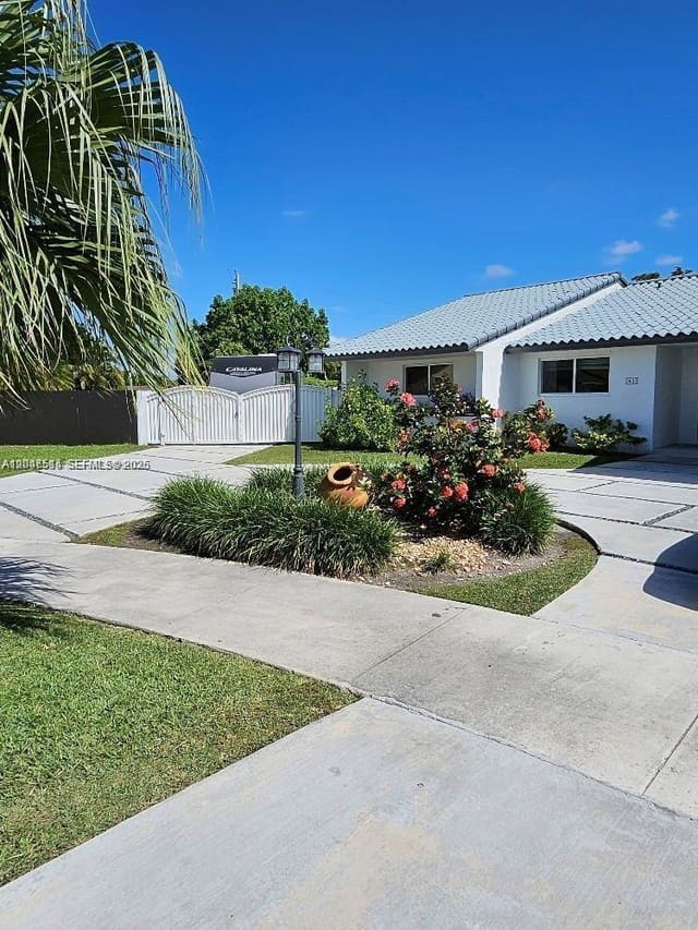 61 NW 132nd Place 0, Miami, FL 33182