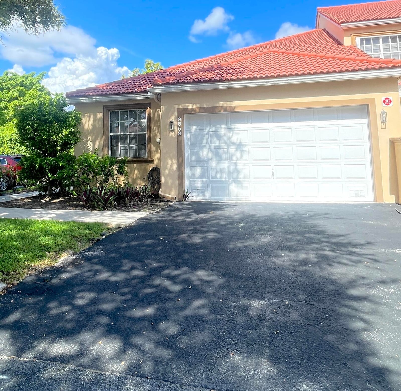 9858 Royal Palm Boulevard 3-14 — photo 2