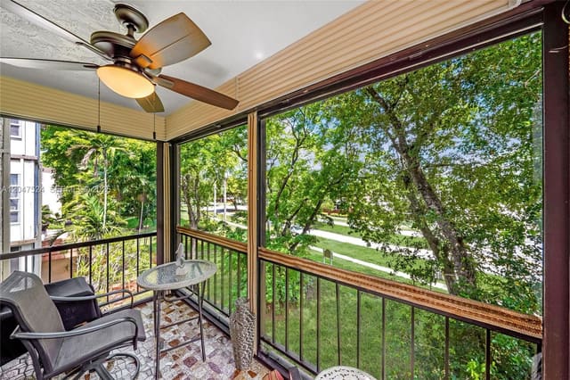 7000 NW 17th Street 303, Omega Villa, Plantation, FL