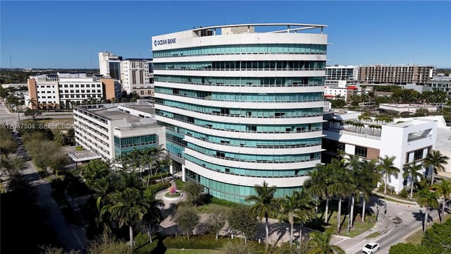 20900 NE 30 Th Avenue 600, Aventura, FL 33180