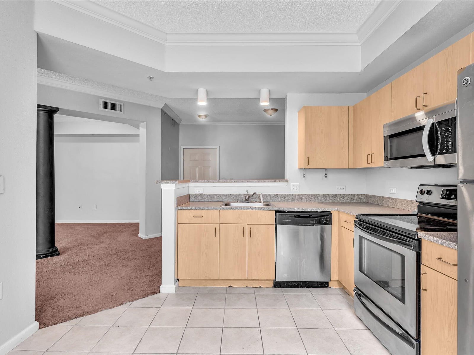 533 NE 3rd Avenue 237, Fort Lauderdale, FL 33301 photo 17