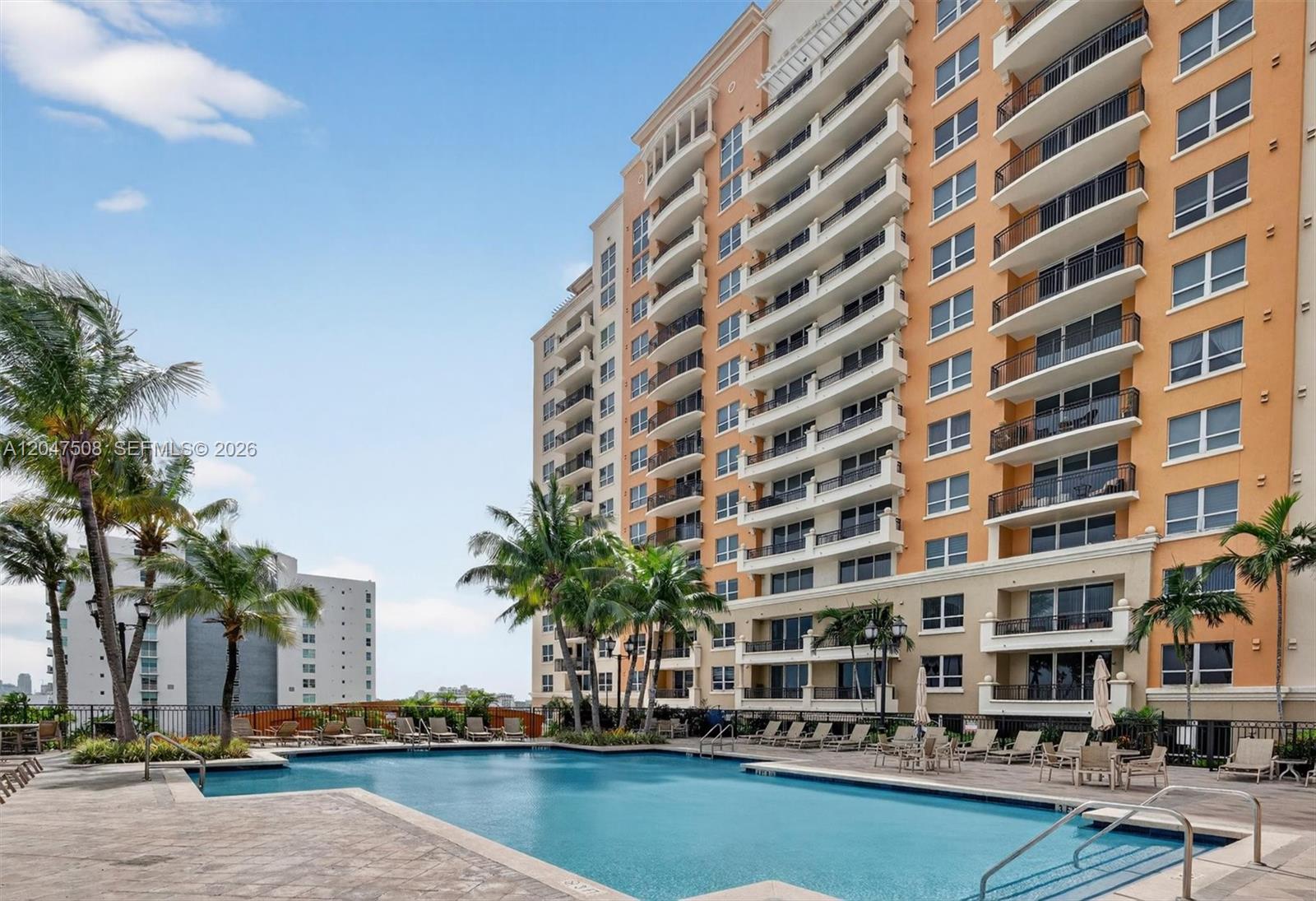 3232 SW Coral Way 903, Miami, FL 33145