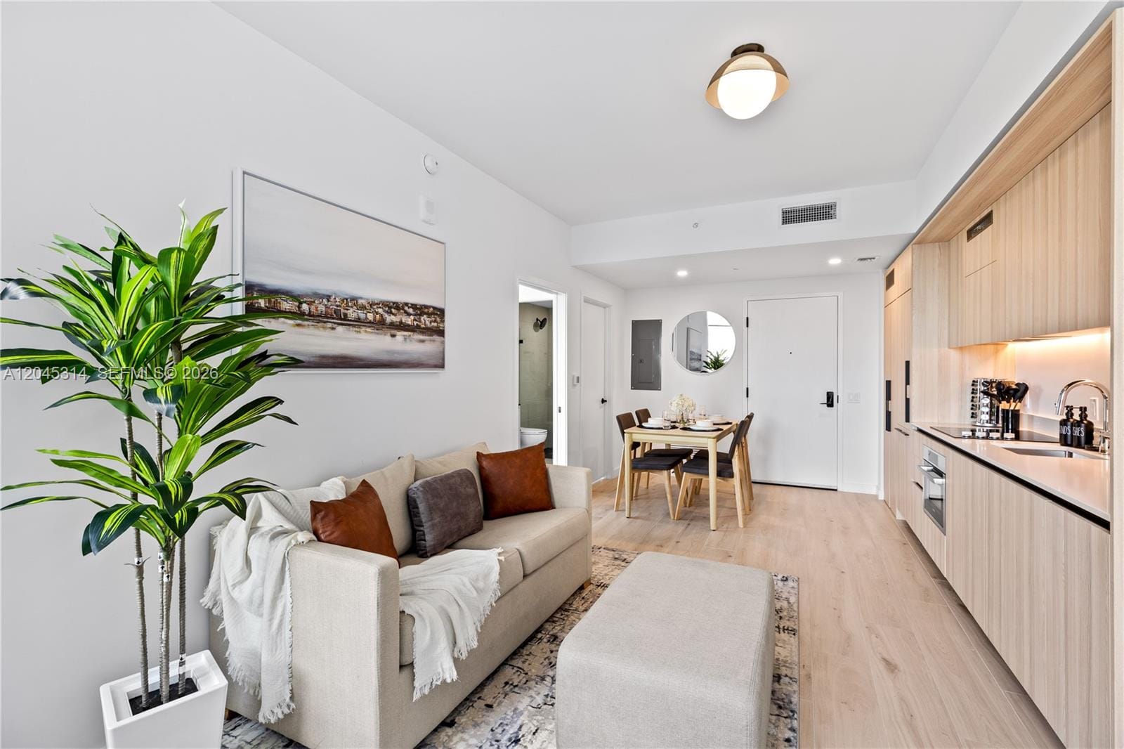 225 N Miami Avenue 1102 — photo 4