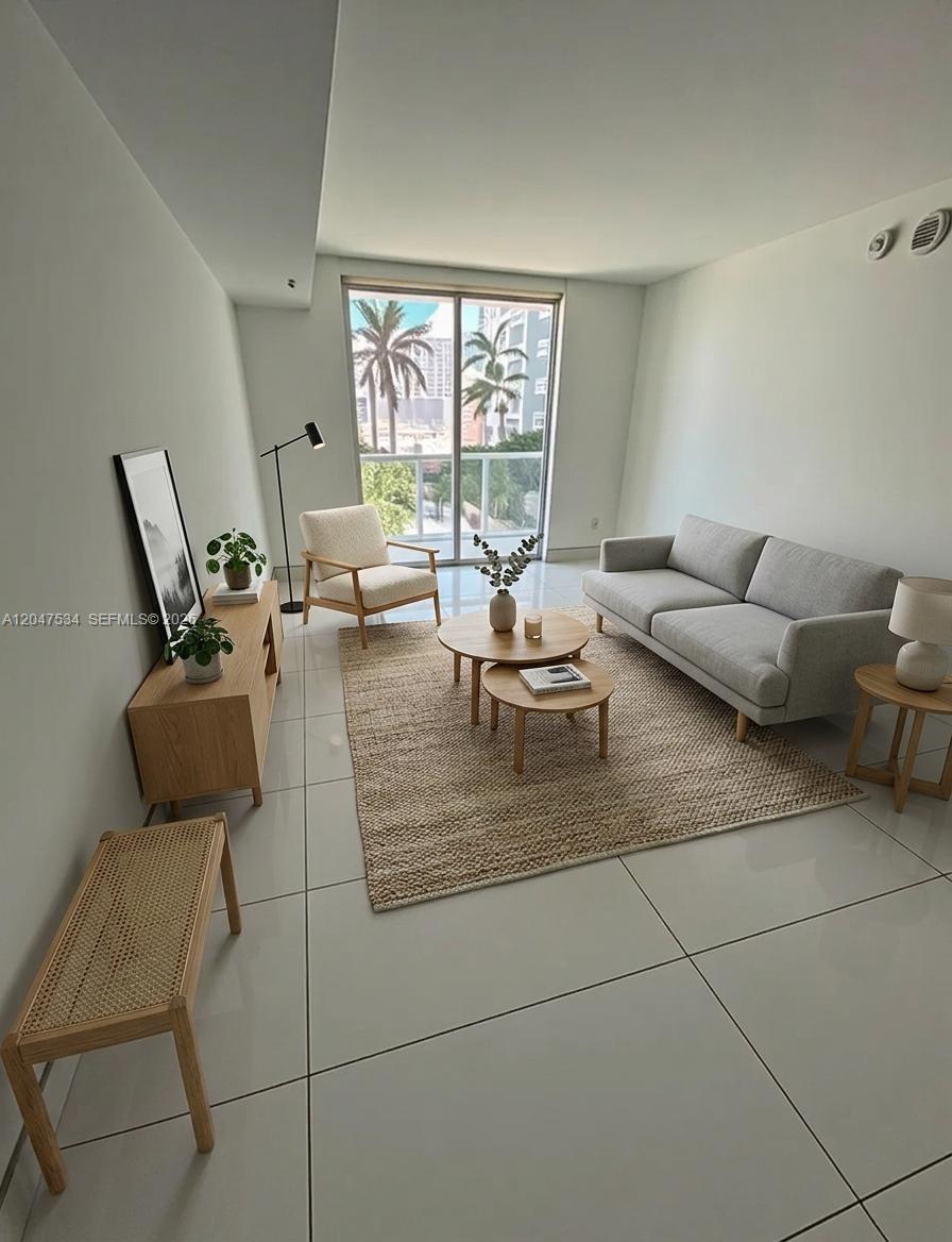 244 Biscayne Boulevard 1009, Miami, FL 33132