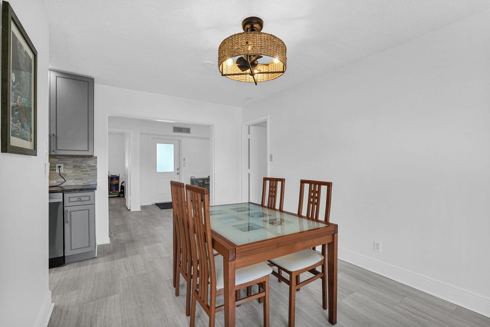 1050 NW 73rd Terrace — photo 8