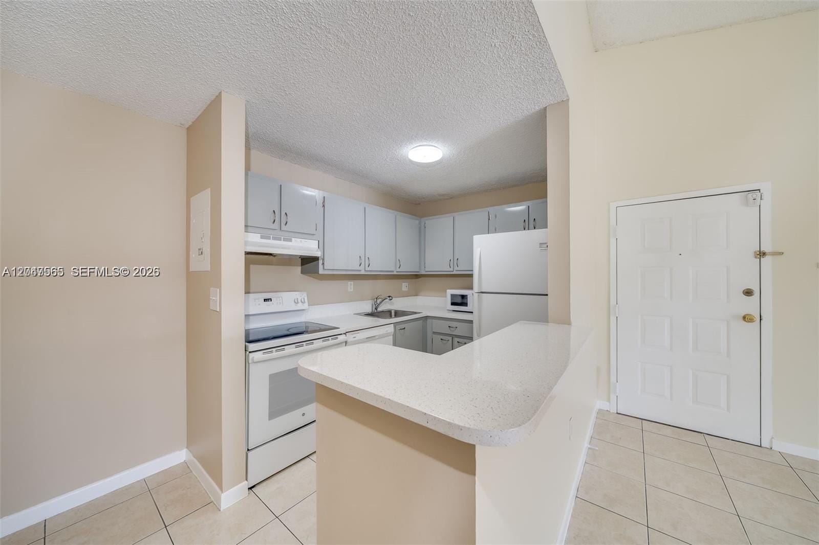 15630 SW 80th Street I302 — photo 3