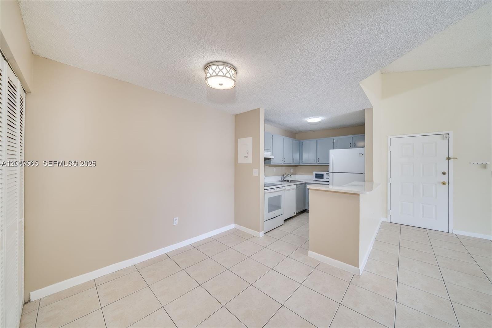15630 SW 80th Street I302 — photo 4