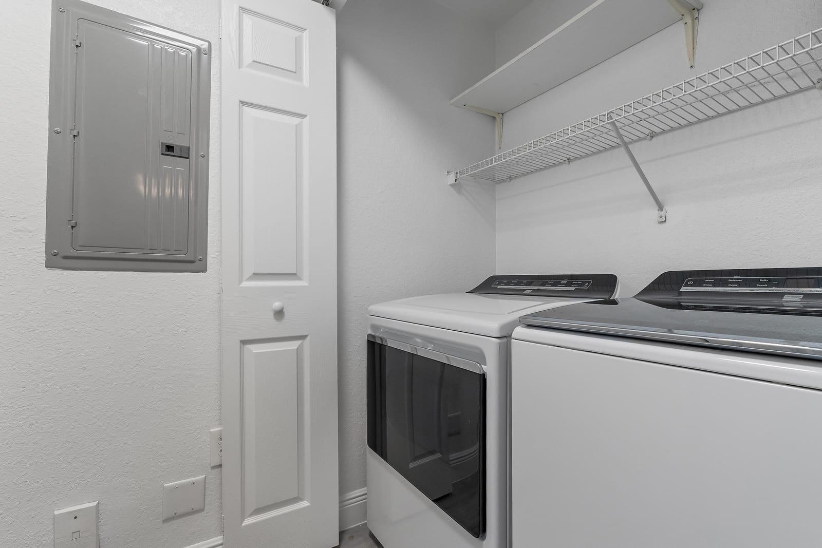 2807 Veronia Drive 107 — photo 12