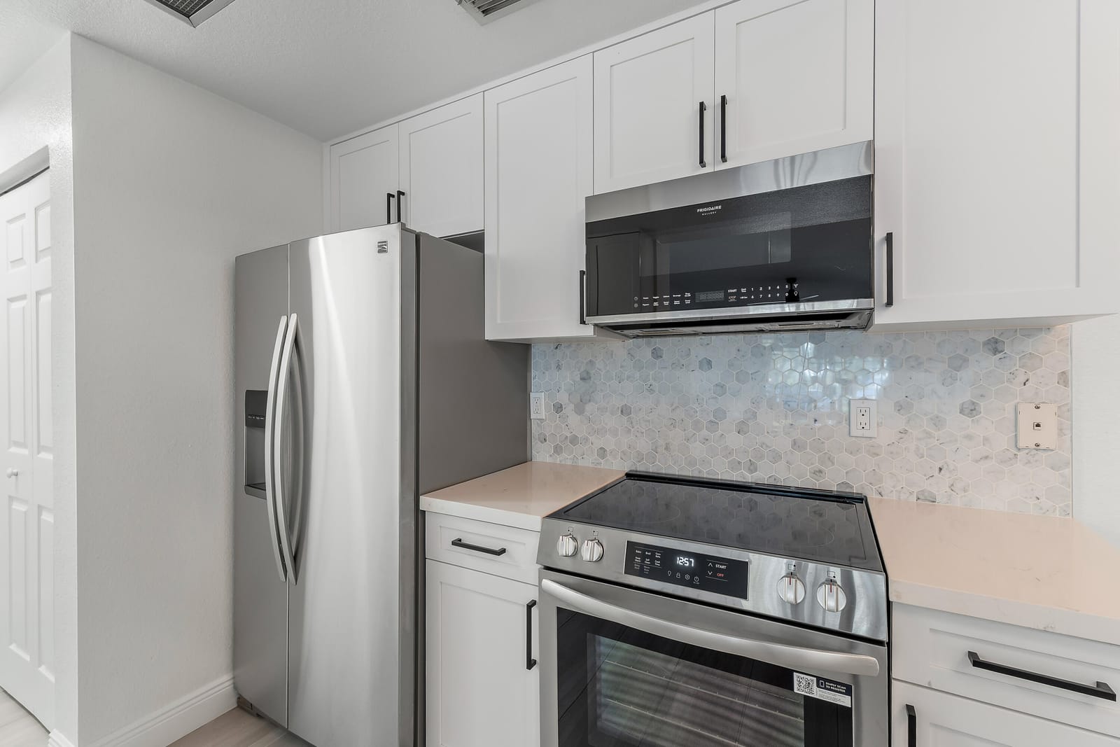 2807 Veronia Drive 107 — photo 7