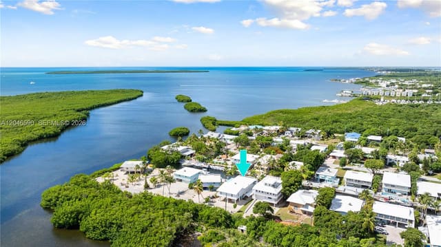 1210 Cactus Street, Key Largo, FL 33037