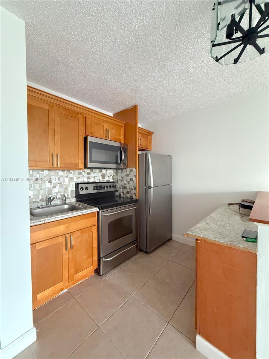 8260 SW 210th Street 315, Cutler Bay, FL 33189