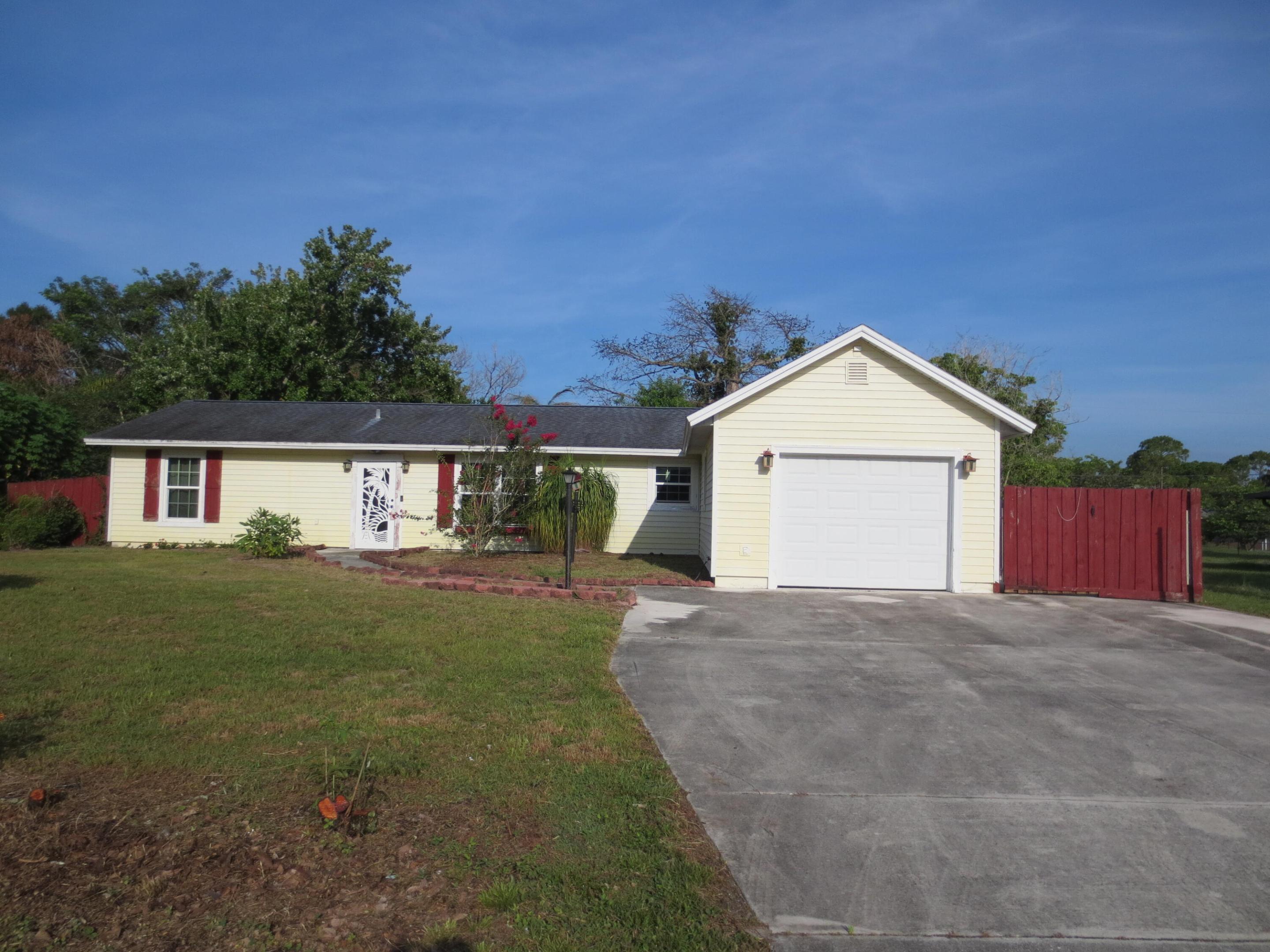 782 NW Selvitz Road, Port St. Lucie, FL 34983