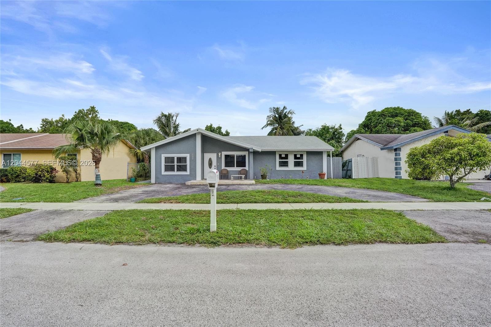 7812 SW 7th Place, North Lauderdale, FL 33068 photo 2