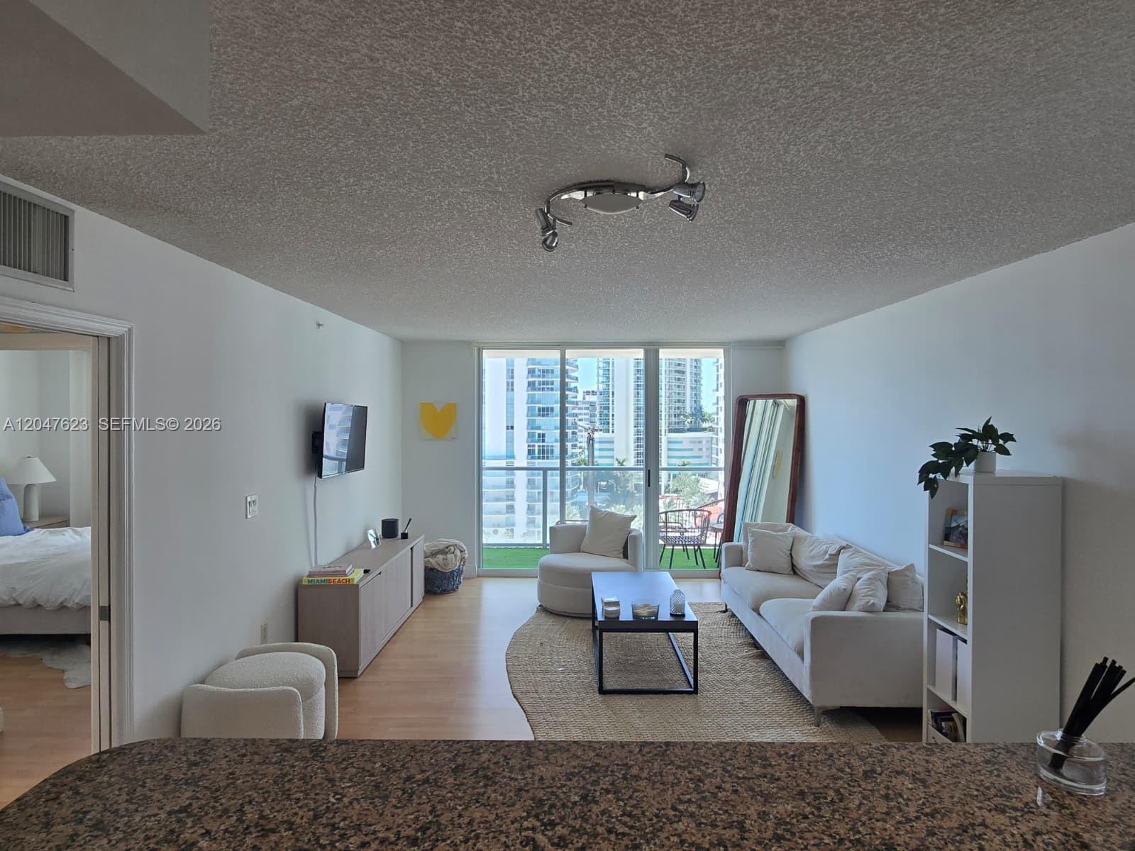 1155 Brickell Bay Drive 1005, Miami, FL 33131