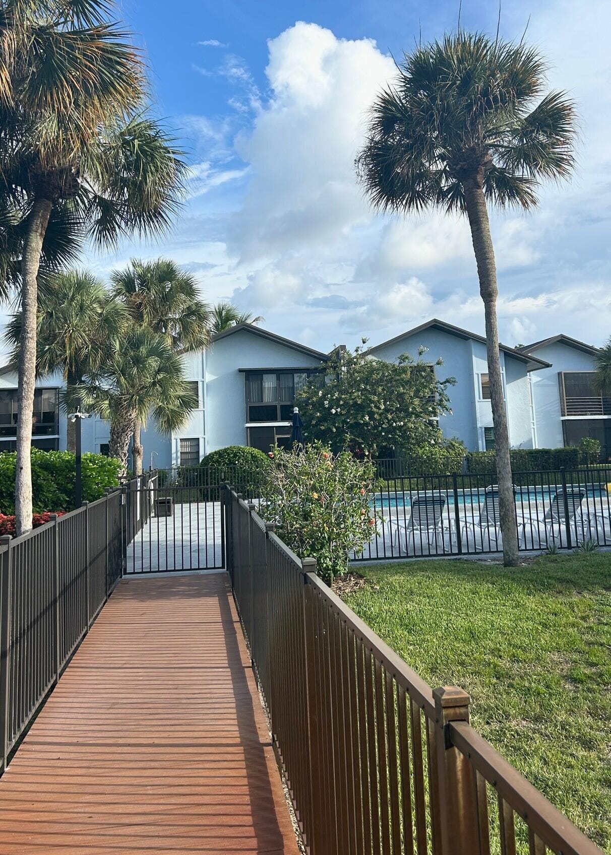 1811 SW Palm City Road A602 — photo 4