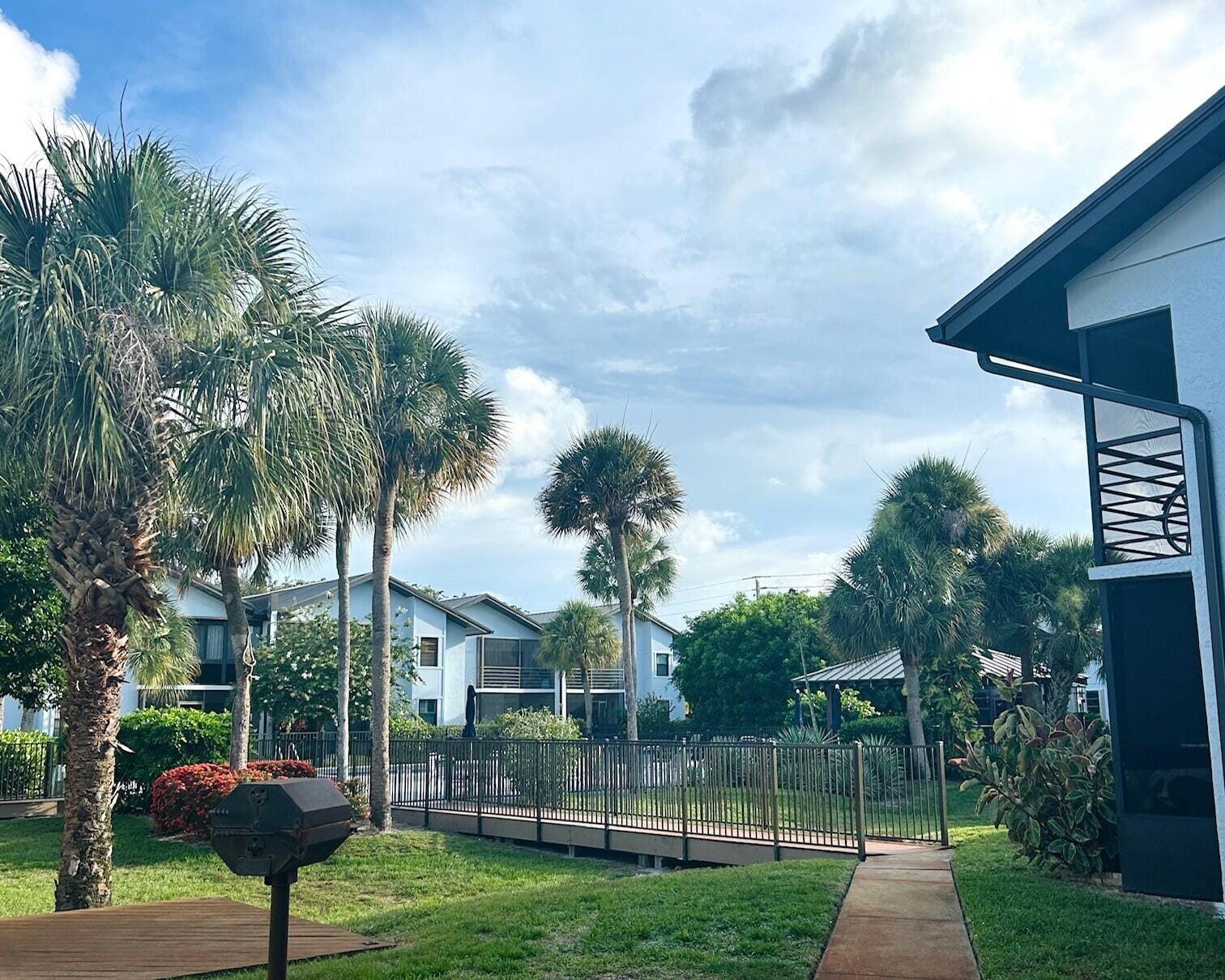 1811 SW Palm City Road A602 — photo 5