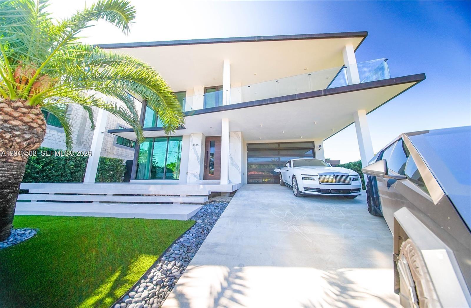 7520 W Treasure Drive, North Bay Village, FL 33141
