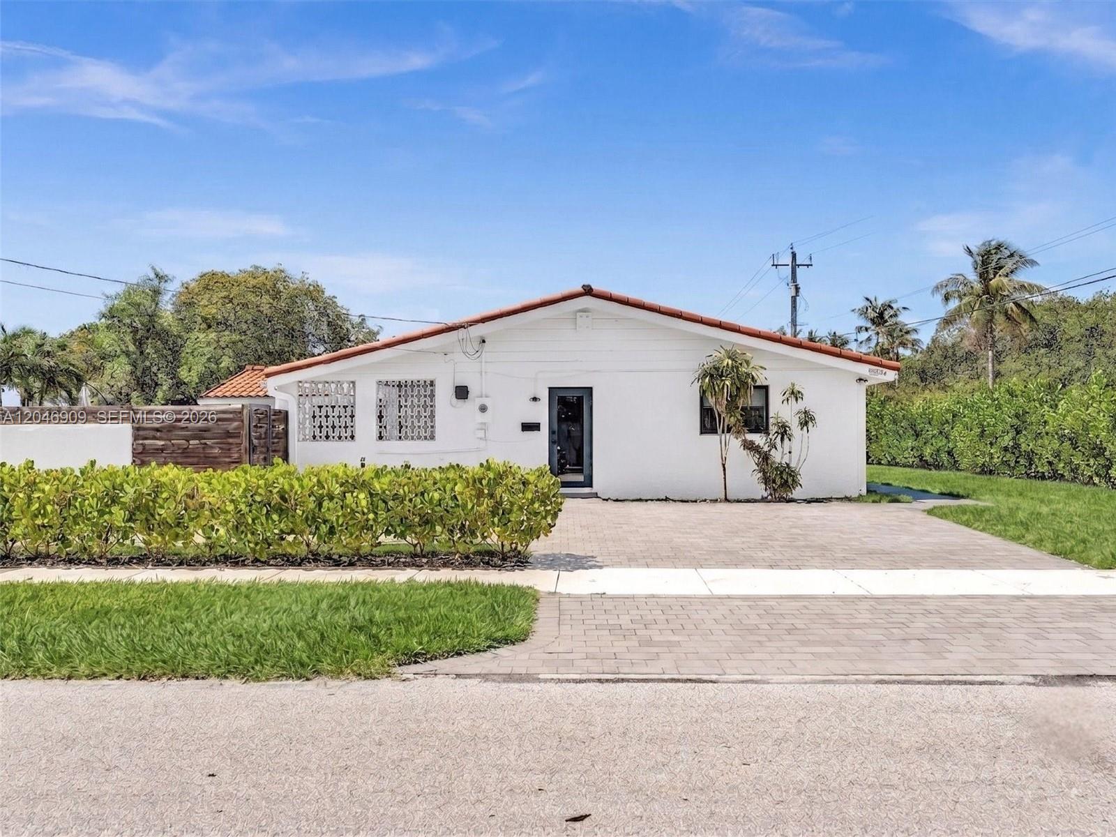 19225 NE 18th Avenue, Miami, FL 33179, Miami