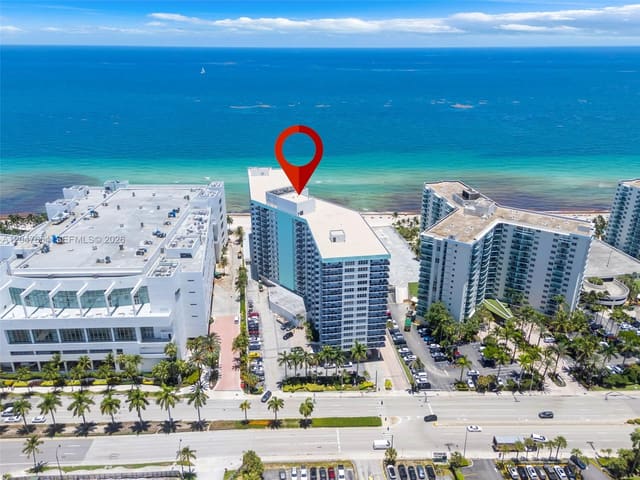 3725 S Ocean Drive PH03, Hollywood, FL 33019