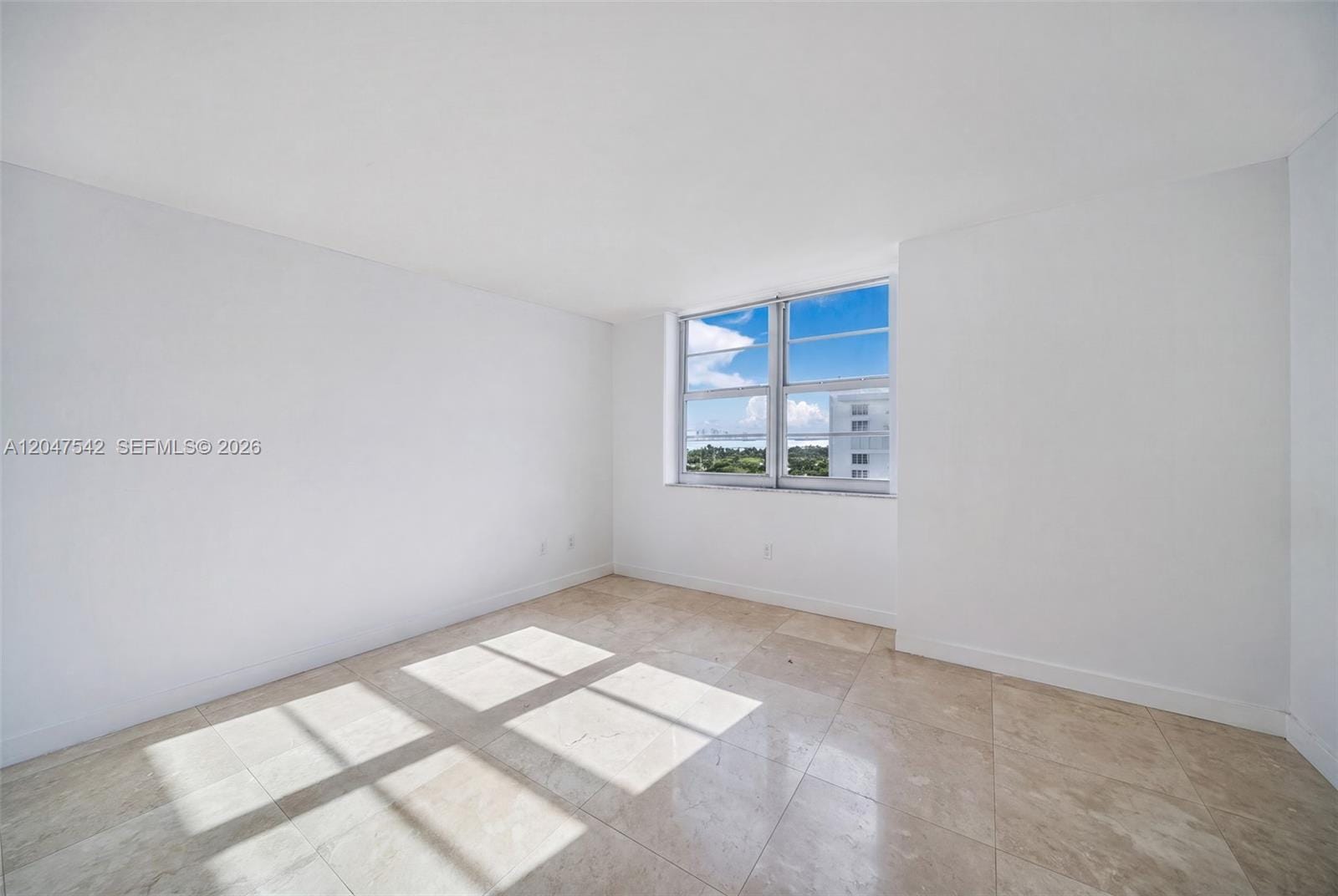 5701 Collins Avenue 1415, Miami Beach, FL 33140 photo 13