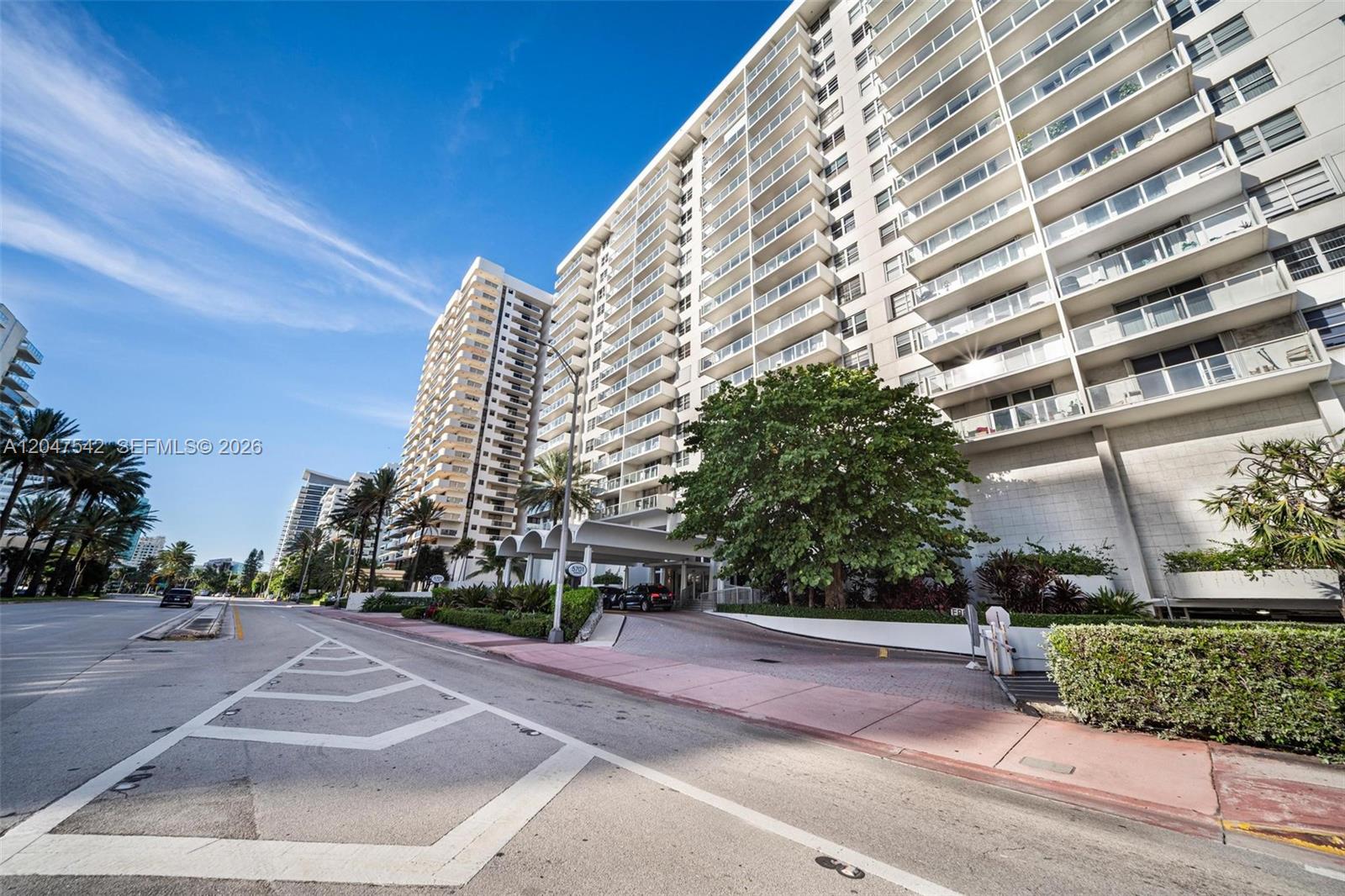 5701 Collins Avenue 1415, Miami Beach, FL 33140