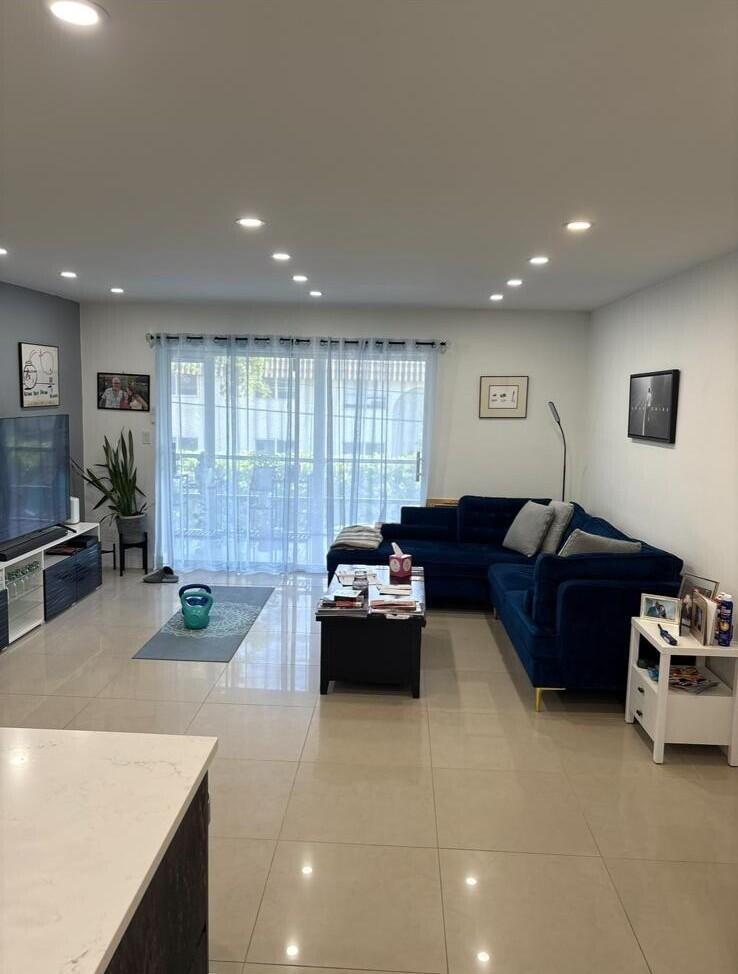 20 SE 13th Street B7, Boca Raton, FL 33432