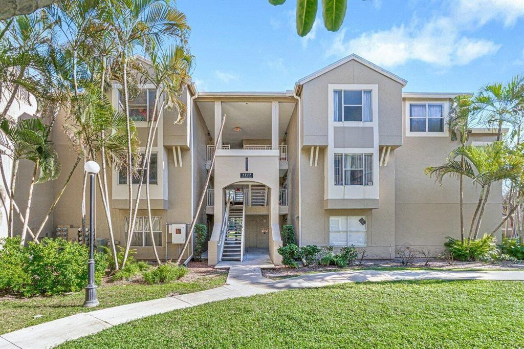 1845 Palm Cove Boulevard 8-107, Delray Beach, FL 33445
