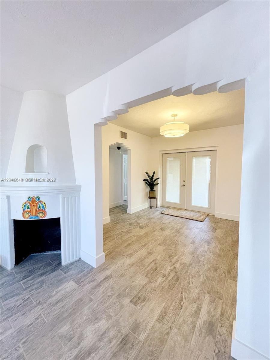 1040 Lenox Avenue 1040, Miami Beach, FL 33139