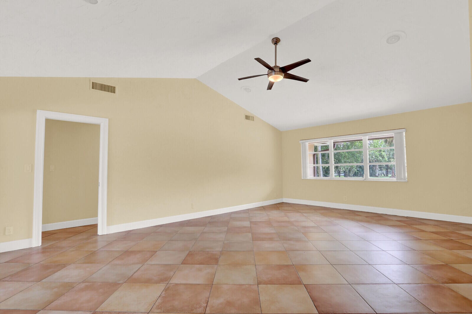 4529 Square Lake Drive — photo 10