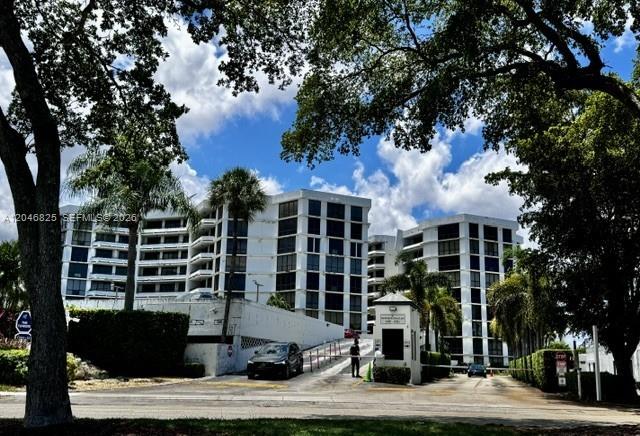 13951 Kendale Lakes Circle 807A, Miami, FL 33183