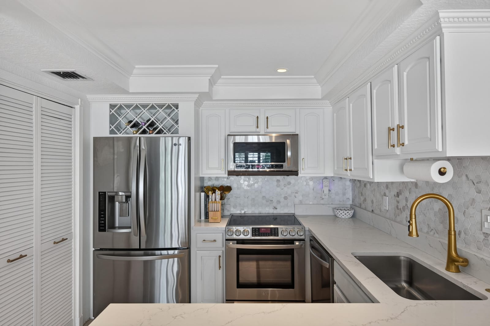 151 NE 16th Avenue 278, Fort Lauderdale, FL 33301 photo 5