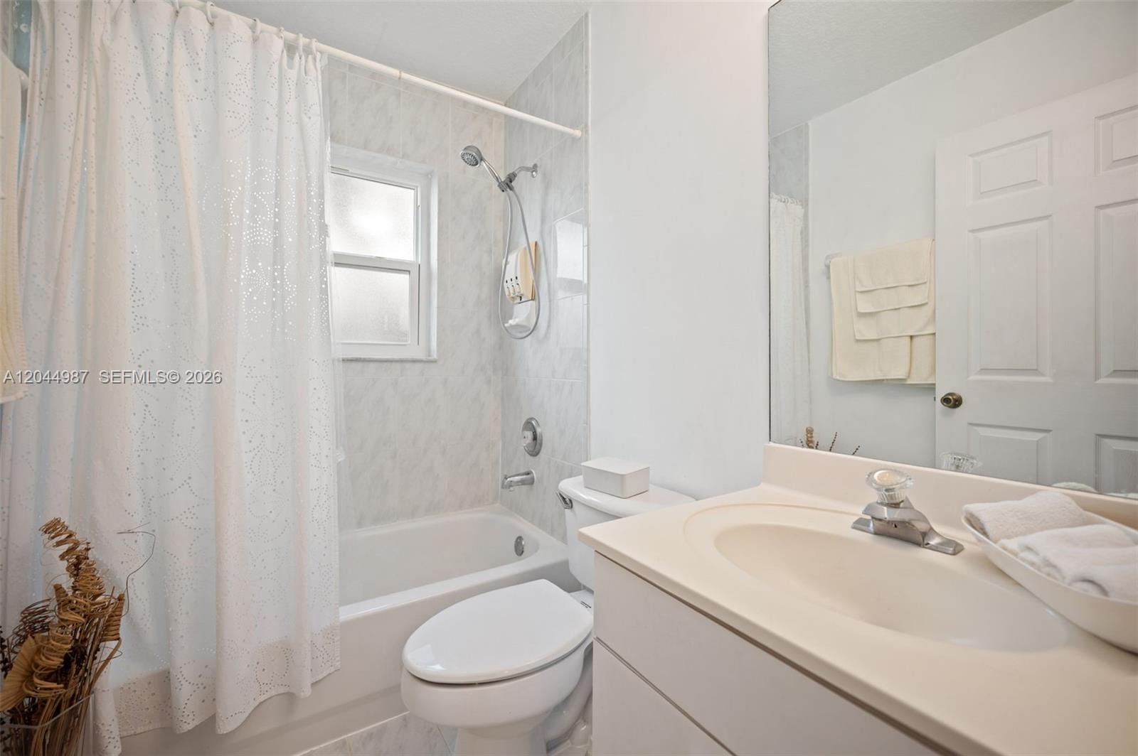 18061 SW 152nd Court, Miami, FL 33187 photo 17