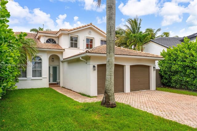 16335 SW 81 Street, Miami, FL 33193
