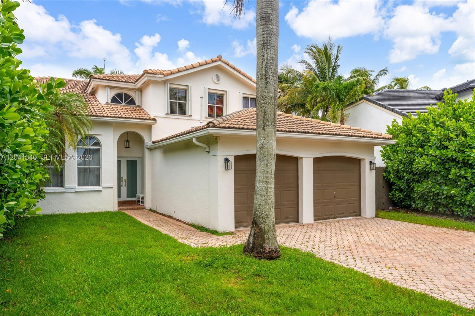 16335 SW 81 Street, Miami, FL 33193