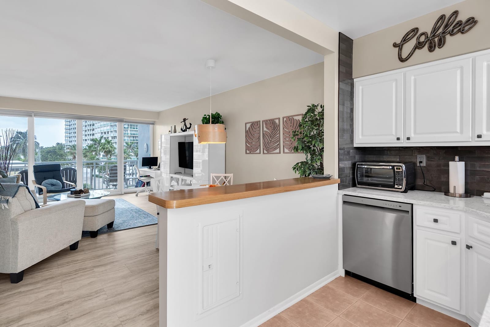 1920 S Ocean Drive 408 — photo 7