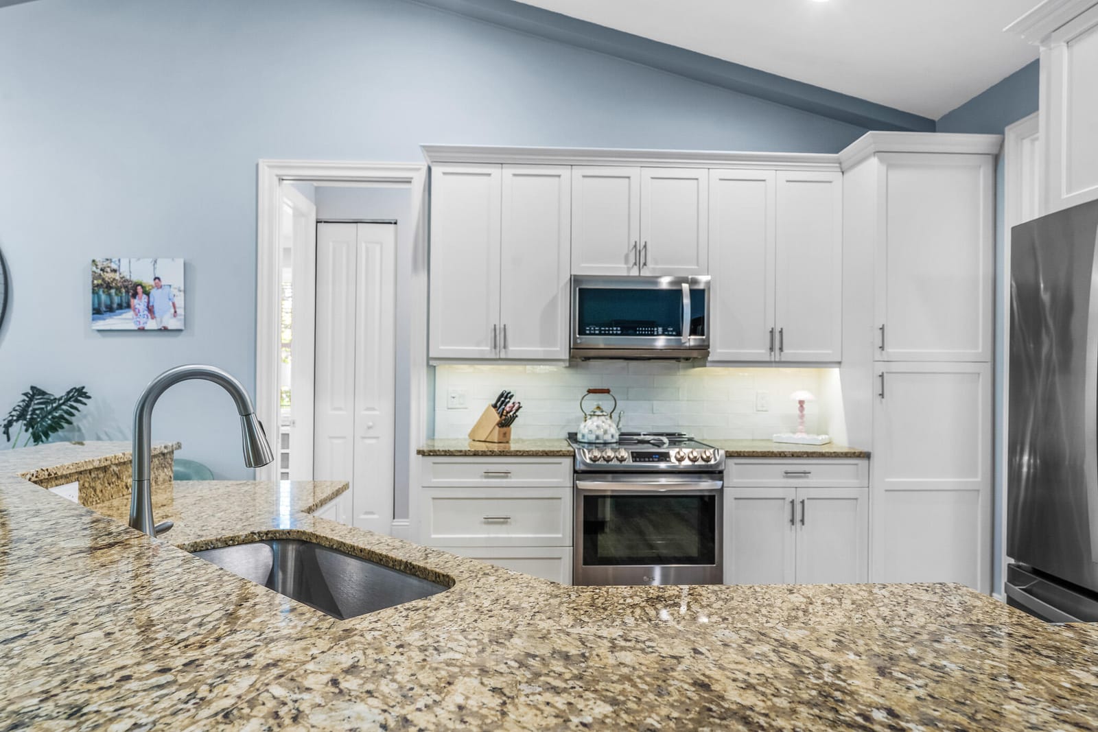 605 Bridgewater Lane SW — photo 12