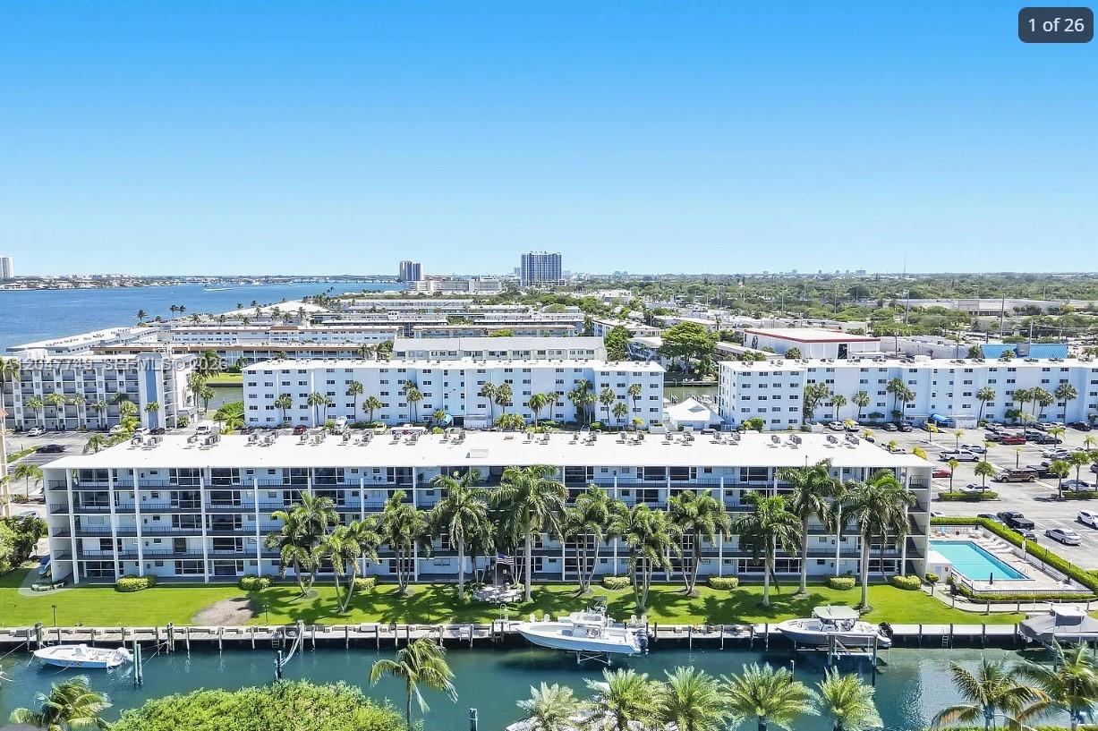 109 Paradise Harbour Boulevard 406, North Palm Beach, FL 33408