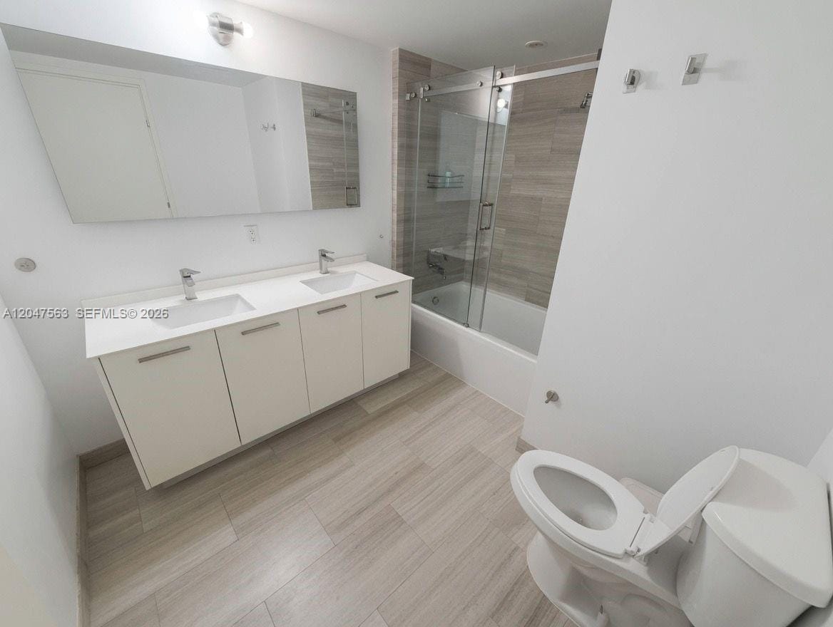 1300 Brickell Bay Drive 1110, Miami, FL 33131 photo 8