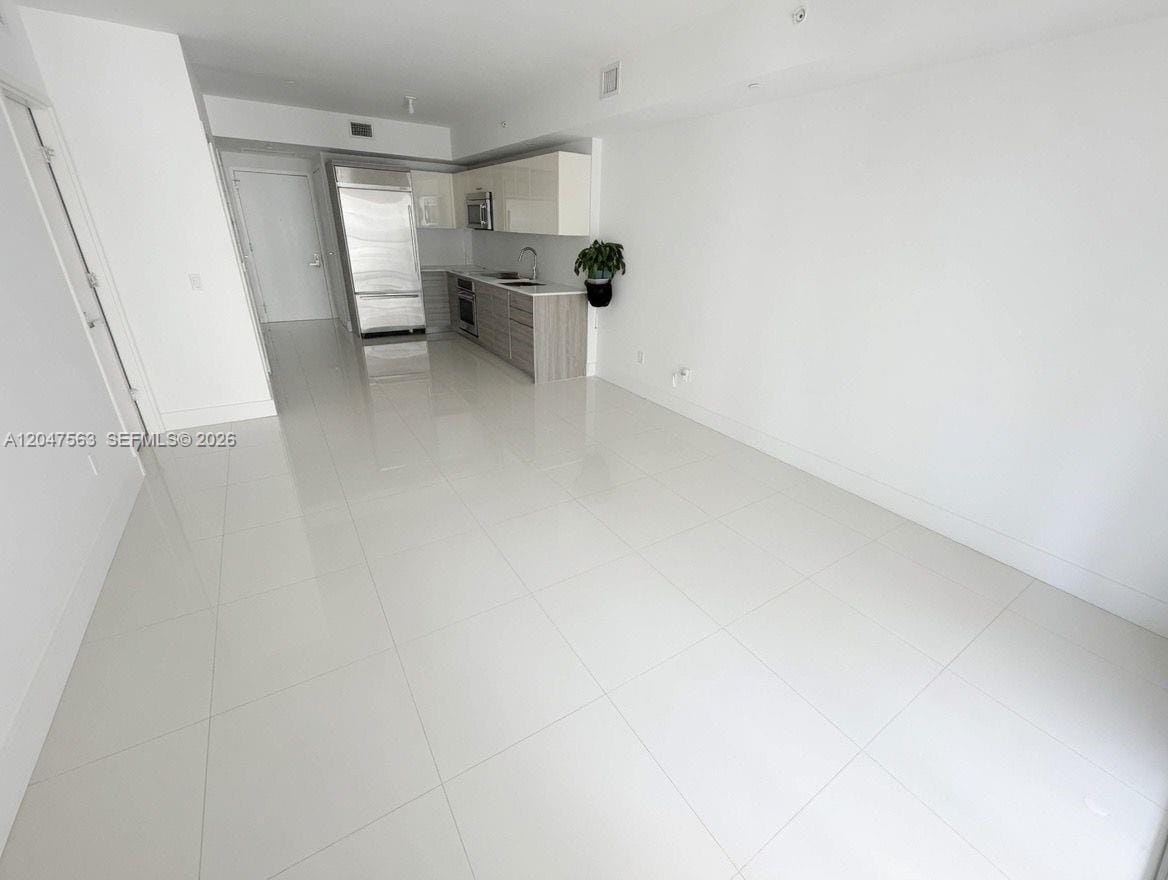 1300 Brickell Bay Drive 1110, Miami, FL 33131 photo 9