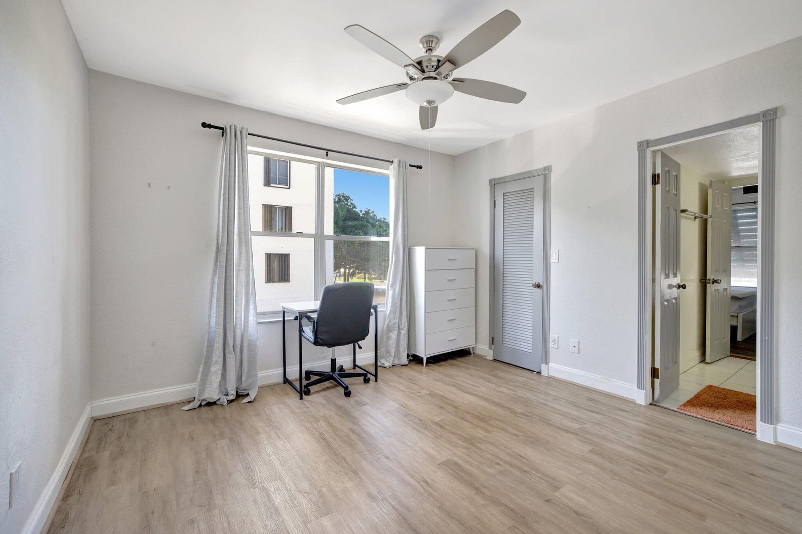2400 NE 33rd Avenue 211, Fort Lauderdale, FL 33305 photo 23