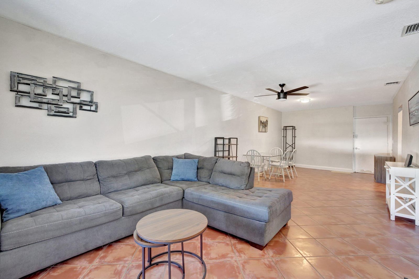 2400 NE 33rd Avenue 211, Fort Lauderdale, FL 33305 photo 10