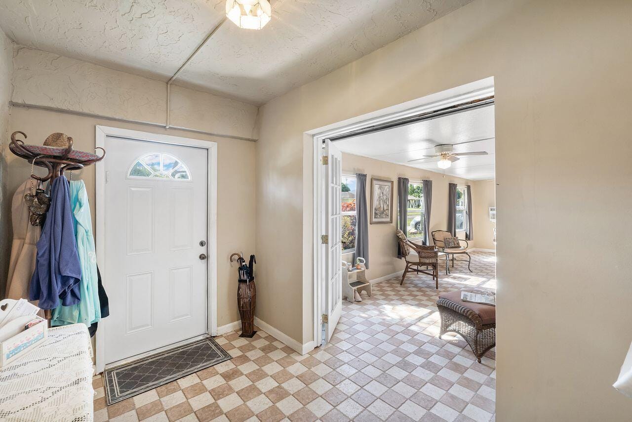 14915 Peppermill Lane, Delray Beach, FL 33484 photo 3
