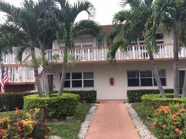 2 Coventry A 2 2, West Palm Beach, FL 33417