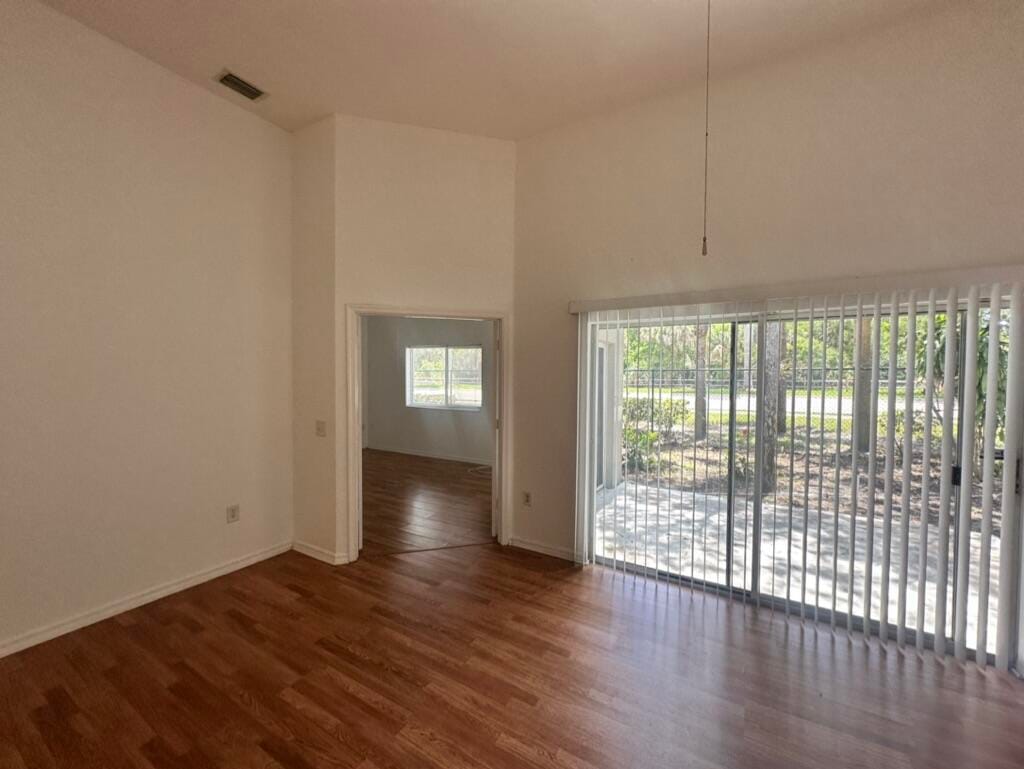 220 Crestwood Circle 106 — photo 11