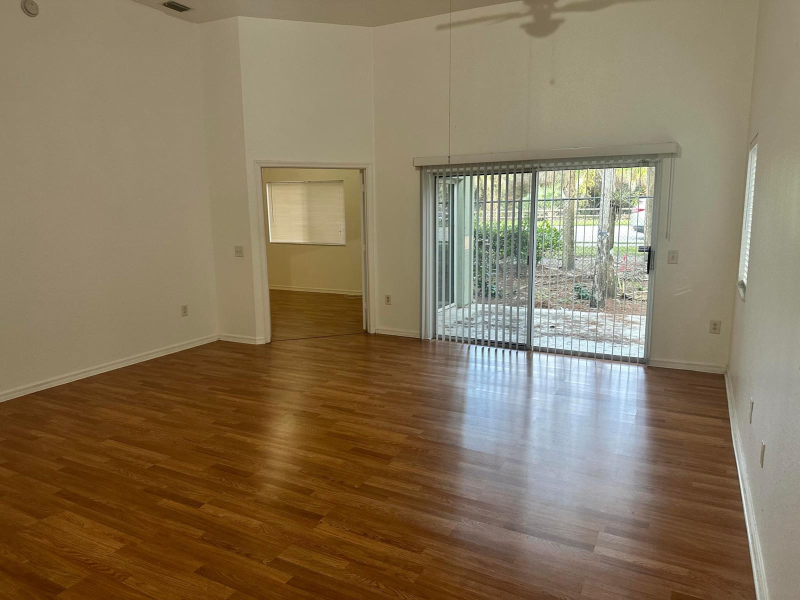 220 Crestwood Circle 106 — photo 12